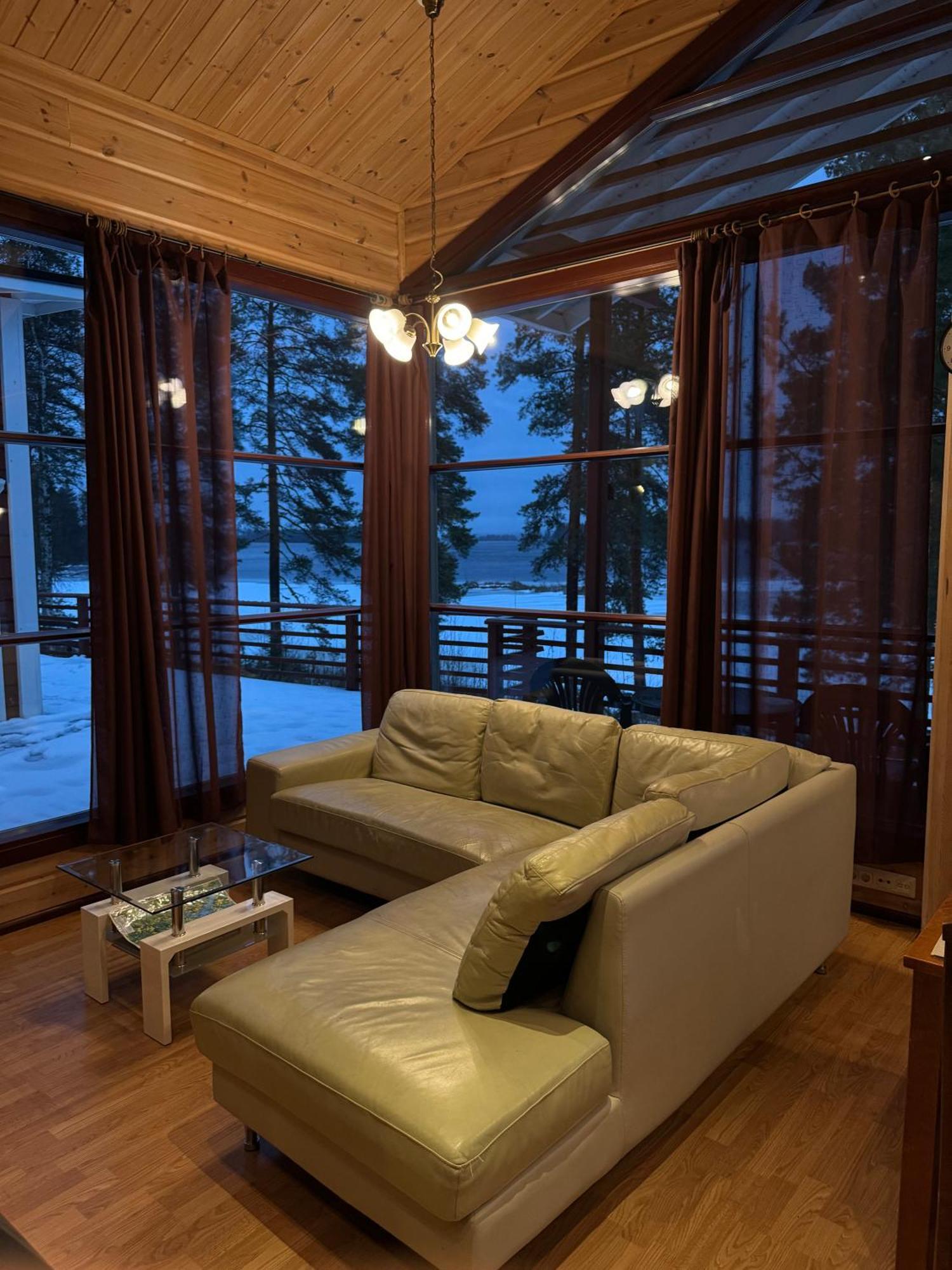 Tiiringolf Cottages Nilsia Bagian luar foto