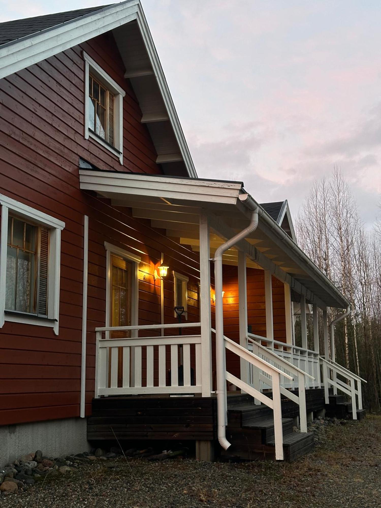 Tiiringolf Cottages Nilsia Bagian luar foto