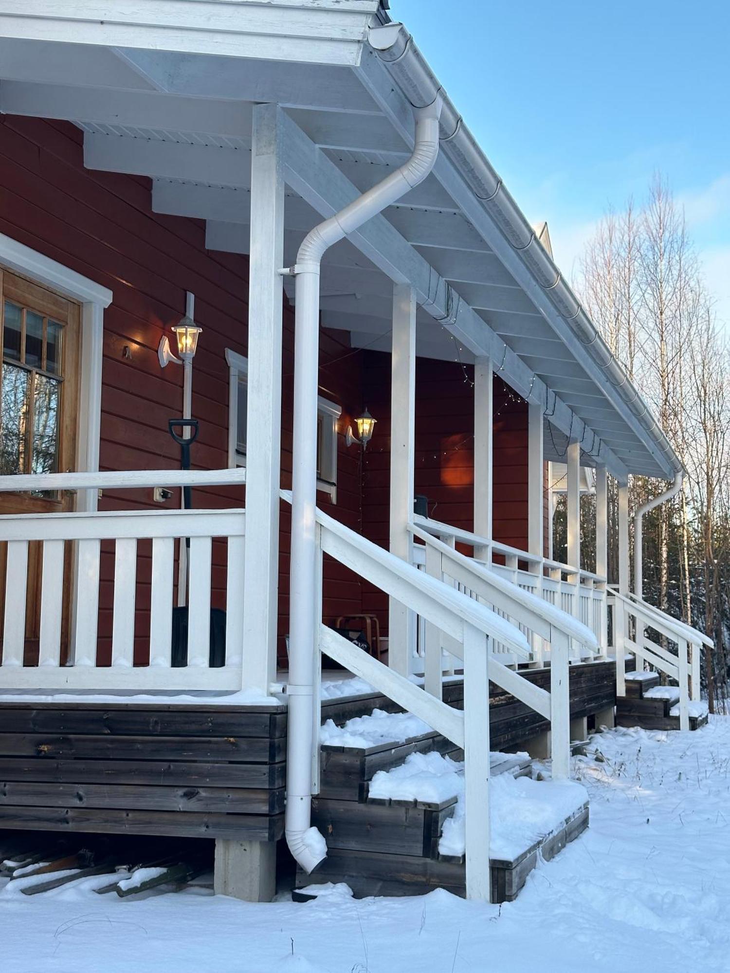 Tiiringolf Cottages Nilsia Bagian luar foto