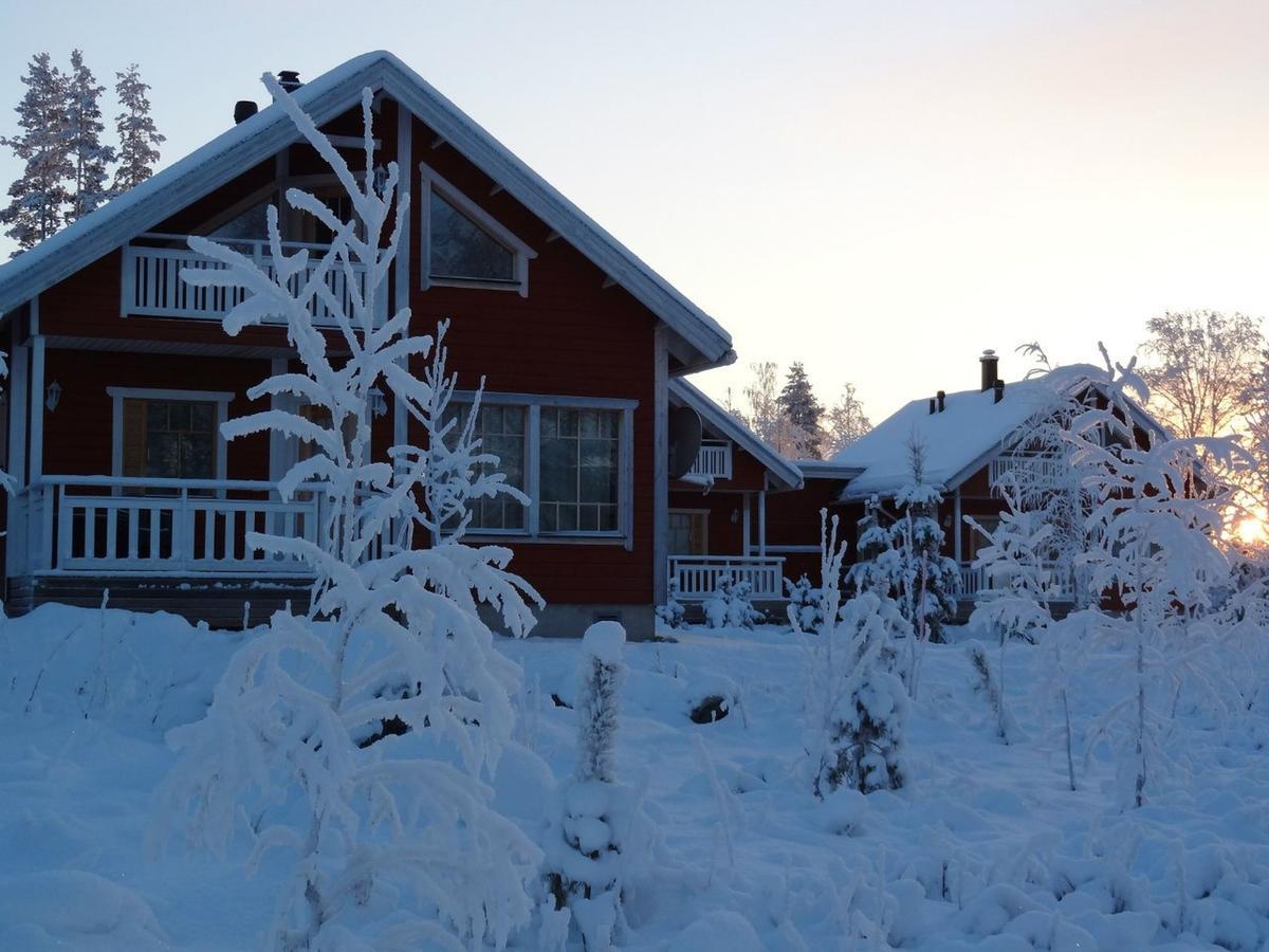 Tiiringolf Cottages Nilsia Bagian luar foto