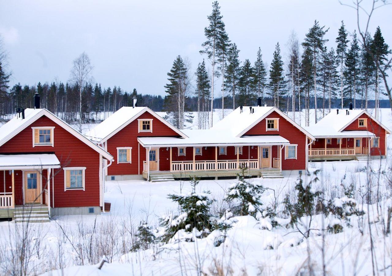 Tiiringolf Cottages Nilsia Bagian luar foto